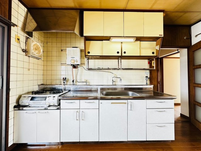 新多聞第3住宅211号棟のキッチン