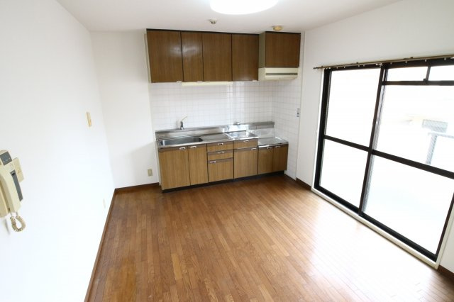 ベルシャンテ美山台の居間・リビング