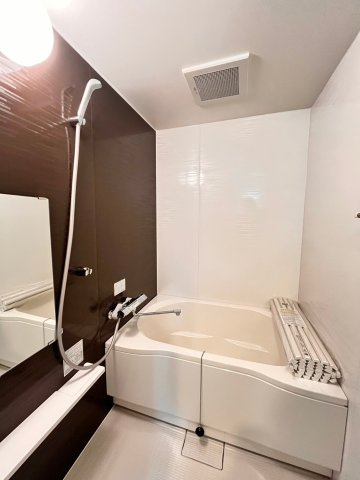 ネオハイツ垂水の浴室