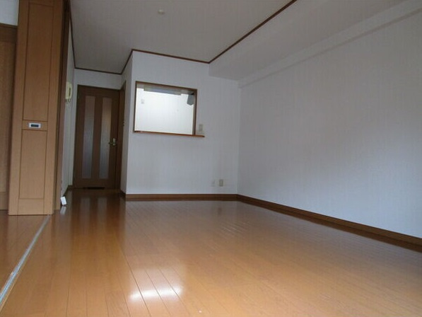 サンシティ貴船の居間・リビング