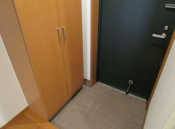 サンシティ貴船の玄関