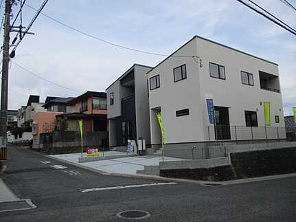 広島市佐伯区薬師が丘２丁目　新築一戸建て(全2棟)の外観