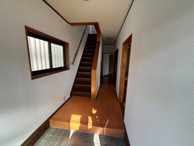 【玄関】 | 丹波篠山市西新町　貸戸建