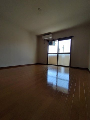 シャレ・アンジェロの居間・リビング