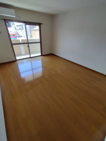 シャレ・アンジェロの居間・リビング