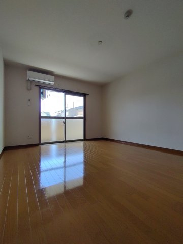 シャレ・アンジェロの居間・リビング