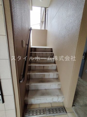 シャレ・アンジェロの玄関