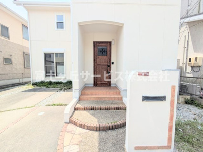 【エントランス】 | 浜松市中央区遠州浜3丁目 中古戸建て | エントランスです