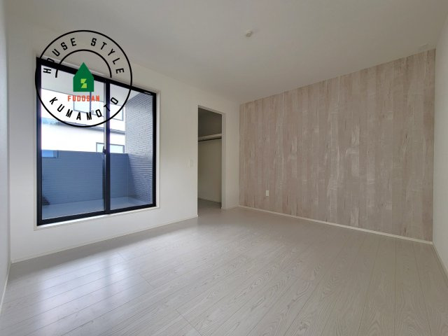 合志市御代志第12-1棟（8号棟）　の寝室|主寝室には収納力に優れたクローゼットがありますので、お部屋もすっきり片付きます。