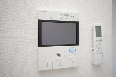 【セキュリティ】 | S-RESIDENCEドーム前千代崎 | モニター付きインターホンです