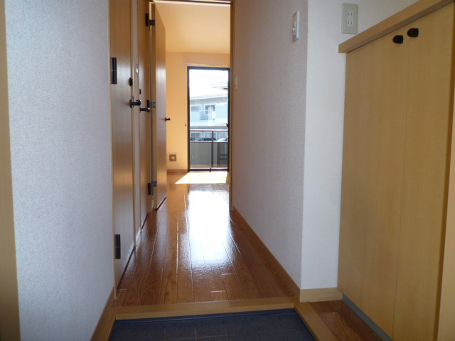 倉敷市大島のアパートの玄関