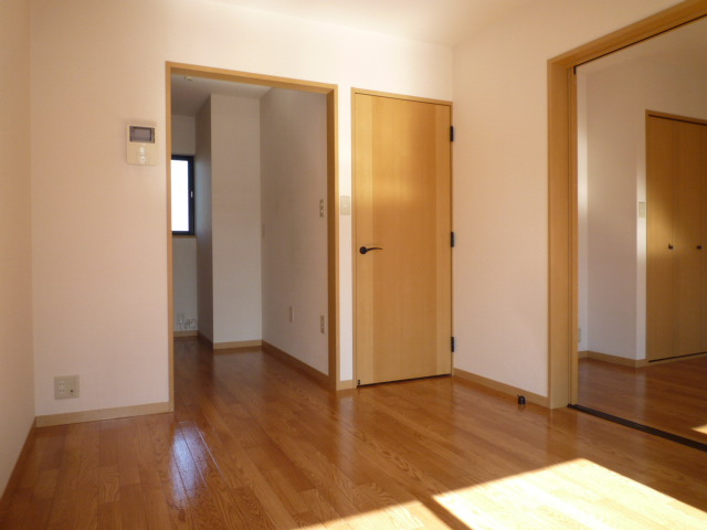 倉敷市大島のアパートの居間・リビング