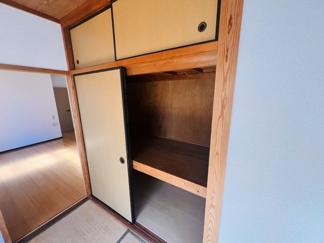 中島ハイツの収納