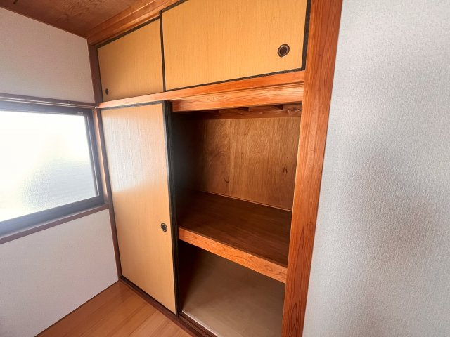 中島ハイツの収納