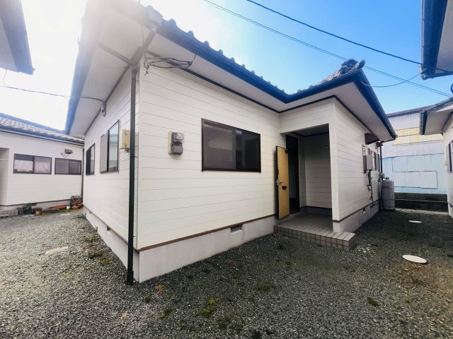 中島ハイツの外観