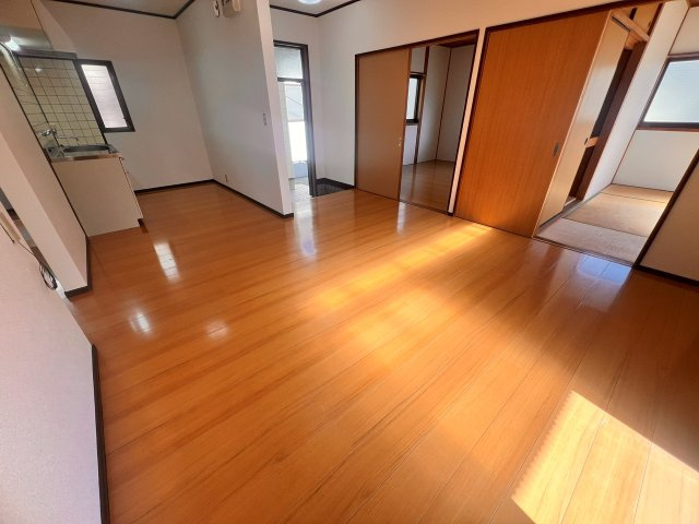 中島ハイツの居間・リビング