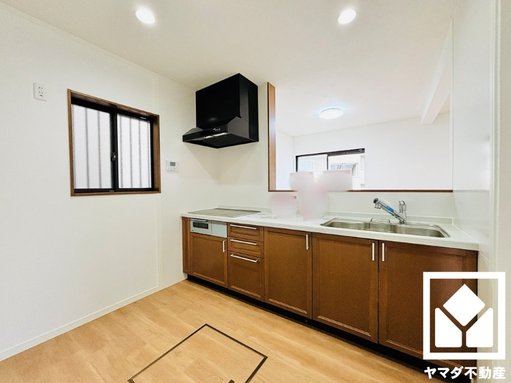 大津市大萱７丁目のキッチン