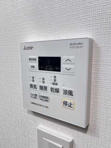 大阪市都島区都島南通１丁目の賃貸マンションのエントランス