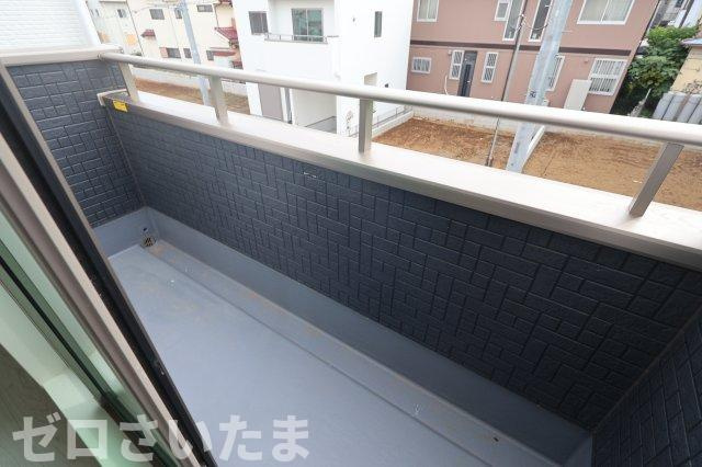 《仲介手数料無料》浦和区瀬ヶ崎４丁目32-6新築一戸建てケイアイフィットのバルコニー|撮影日 2025年10月3日 12:50 曇り