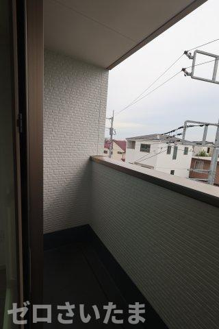 《仲介手数料無料》浦和区瀬ヶ崎４丁目32-6新築一戸建てケイアイフィットのバルコニー|撮影日 2025年10月3日 12:50 曇り