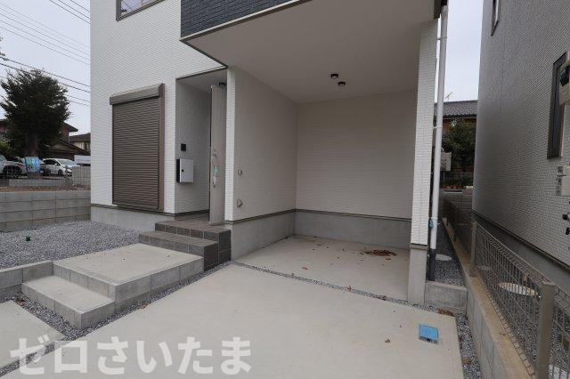 《仲介手数料無料》浦和区瀬ヶ崎４丁目32-6新築一戸建てケイアイフィットの駐車場|撮影日 2025年10月3日 12:50 曇り