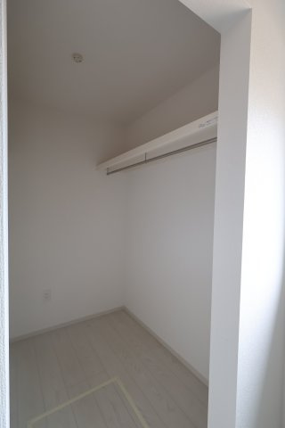 《仲介手数料無料》浦和区瀬ヶ崎４丁目32-6新築一戸建てケイアイフィットの収納|撮影日 2025年10月3日 13:00 曇り