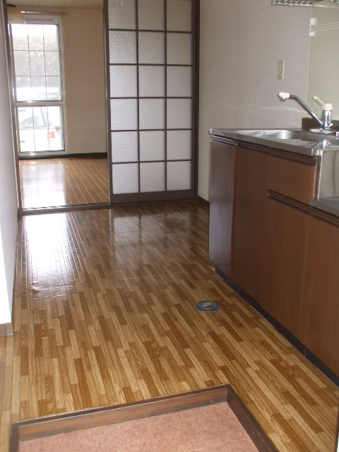 ポリマーローズの玄関