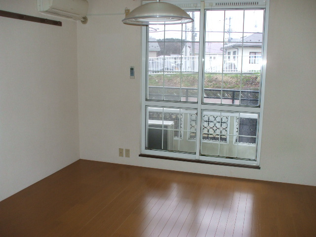 ポリマーローズの居間・リビング