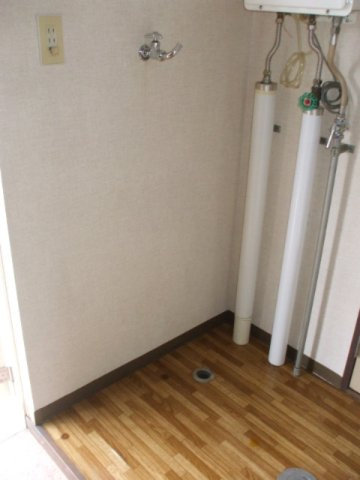 ポリマーローズの設備|洗濯機置き場