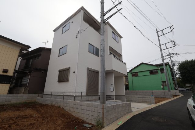 《仲介手数料無料》浦和区瀬ヶ崎４丁目32-6(3号棟)新築一戸建てケイアイフィットの外観|撮影日 2025年10月3日 13:00 曇り
