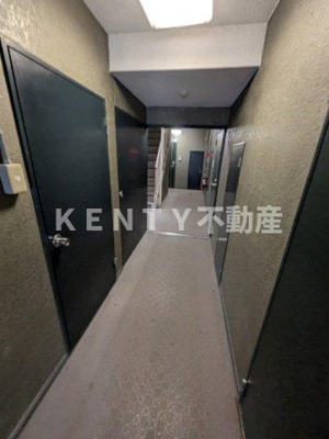 【ロビー】 | エミグラント千鳥町 | 毎日通るロビーはこのようになっています
外観は落ち着いています