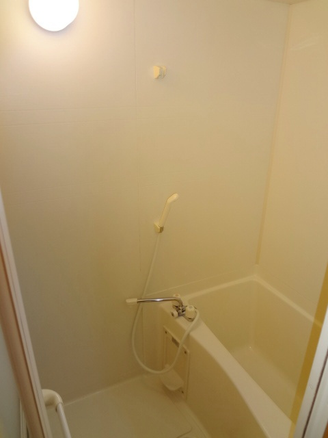 アイビーコート12の月の浴室|お風呂で日々の疲れを落としましょう