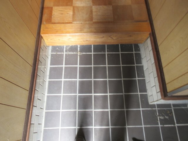 吉永K邸貸家の玄関