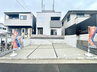 【外観】 | ☆南区本浦町　新築分譲☆ | ◆外観◆周囲の自然に溶け込み街並みと調和する、優しい色合いのナチュラルモダンな邸宅♪駐車場3台可能です。広々空間で来客も安心ですね☆