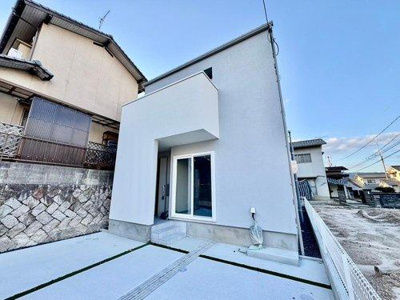 【外観】 | ☆安佐南区伴東8丁目☆ | 現地（2025年1月）撮影☆ハイブリッド構造（木造面材仕様）減震・ダブル断熱仕様（外断熱＋内断熱）