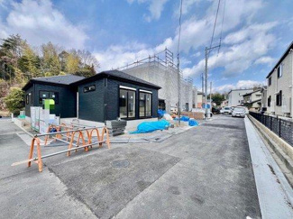 【前面道路含む現地写真】 | №1