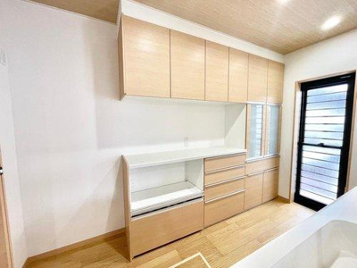 【収納】 | ☆安佐北区あさひが丘6丁目　新規分譲☆ | ◆収納◆たっぷり確保した作業スペースと収納スペース！設備も豊富に備えたので使い勝手も良く毎日のお料理や洗い物が楽しくなります。