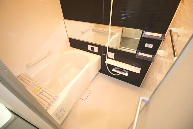 エルシティ桃山筑前の浴室|追い焚き機能付き浴室です。