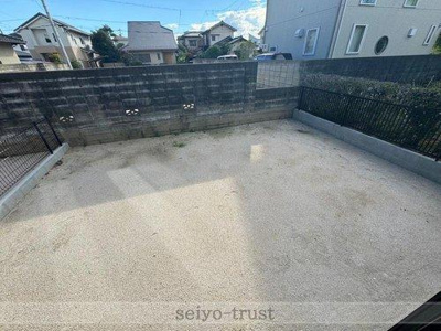 【庭】 | ☆廿日市市阿品3丁目　新築分譲☆ | ☆2号棟庭スペース☆リビングからお子様と会話できる配置となっております☆