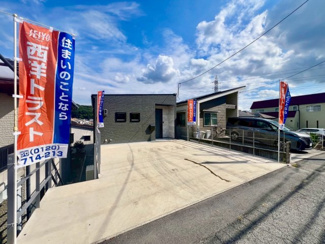 【外観】 | ☆東区中山新町1丁目　新築分譲☆ | ◆外観◆
日々の生活の「あったらいいな」がたくさんつまった家。毎日に時間とゆとりが増え、生活が輝き始める。そんなことが、いつの間にか当たり前に感じることができる。毎日に感動を、「こころ躍る家」☆