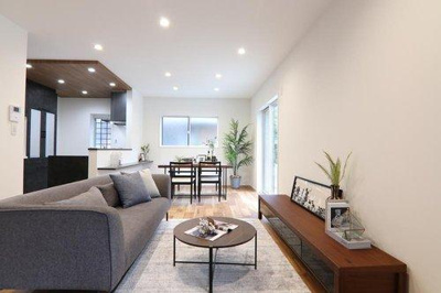 【居間・リビング】 | ☆安佐南区相田3丁目　新築分譲☆ | ◆リビング◆明るいLDKはゆとりのある広さで、ご家族の憩いのスペースになりますね。家具を置いても余裕を感じられる広さも魅力。ファミリーものびのび暮らせそうです。