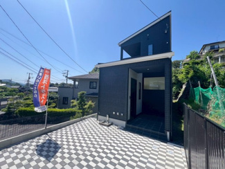 【外観】 | ☆安佐北区落合南3丁目　新築分譲☆ | ◆外観◆
忙しく過ぎゆく日常を置き去るほど、ゆったりした時間が流れる住環境。『快適』は「家」と「街」と「環境」が調和した時に訪れるんだと改めて感じさせてくれます◎