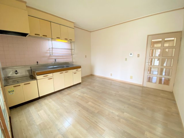 グランドハイツ服部の居間・リビング|他のお部屋の写真です。