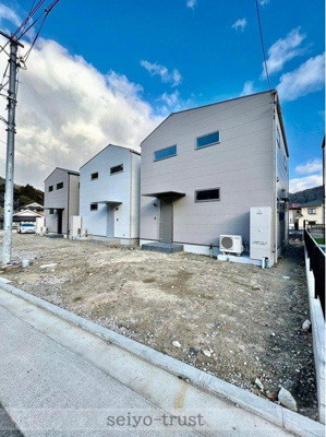 【外観】 | ☆東区福田5丁目　新築分譲　No.3☆ | ◆3号棟外観◆
忙しく過ぎゆく日常を置き去るほど、ゆったりした時間が流れる住環境。『快適』は「家」と「街」と「環境」が調和した時に訪れるんだと改めて感じさせてくれます☆