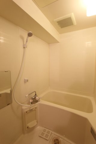 陽明ハイツの浴室