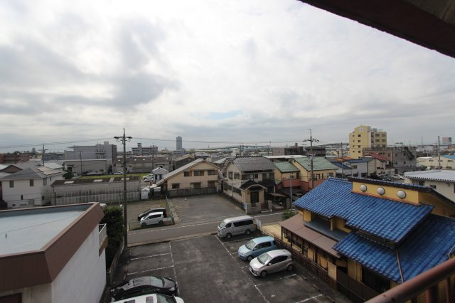 清邦産業ビルの展望