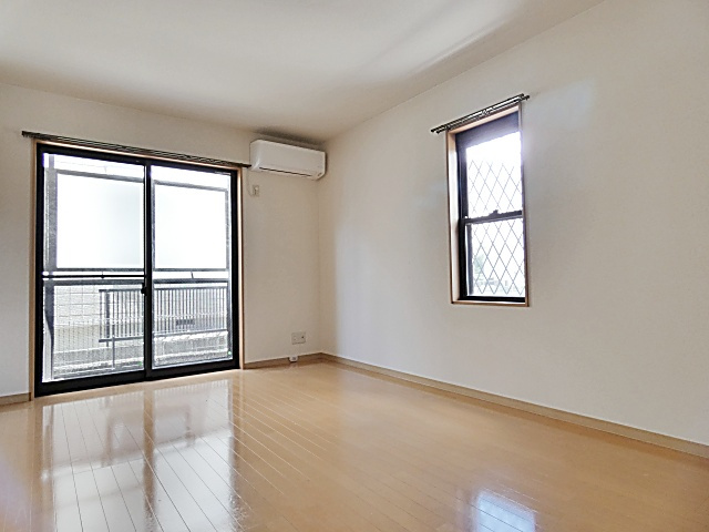 アリヴィオ東苑の居間・リビング