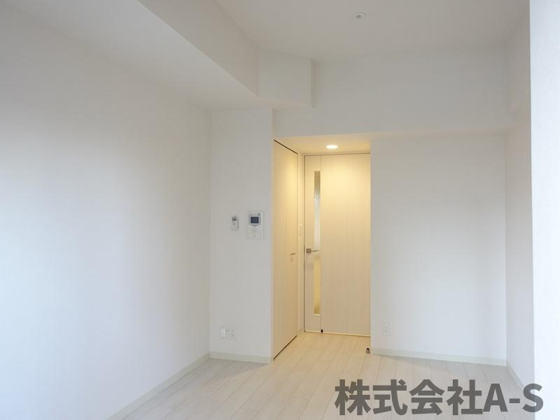 アドバンス名古屋モクシーの洋室|同間取り画像使用
実際のお部屋と色などが異なる場合がございます。