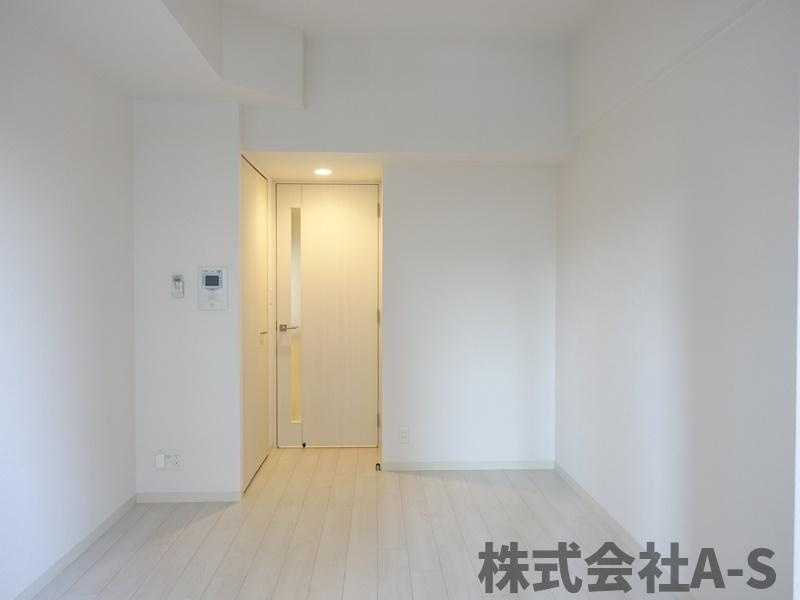 アドバンス名古屋モクシーの洋室|同間取り画像使用
実際のお部屋と色などが異なる場合がございます。