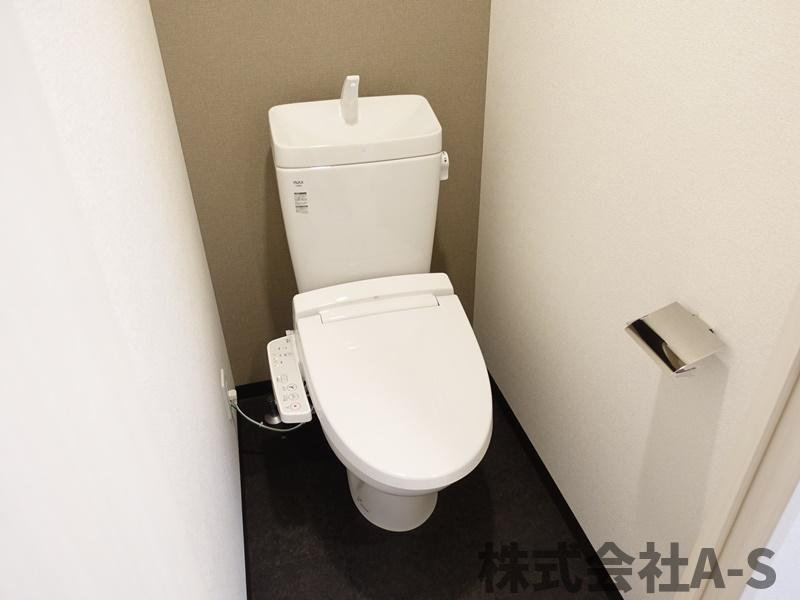 アドバンス名古屋モクシーのトイレ|同間取り画像使用
実際のお部屋と色などが異なる場合がございます。